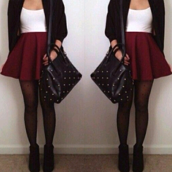 4for10💕 h&m EUC Wine Skater Skirt - Picture 1 of 5